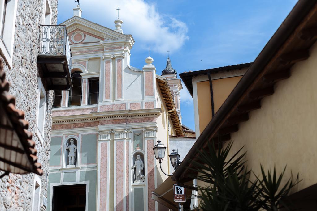 Dussaiga - Camera Delle Rose Dolceacqua Eksteriør billede